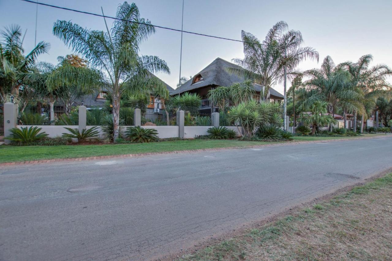 Kassaboera Lodge Hartbeespoort Buitenkant foto