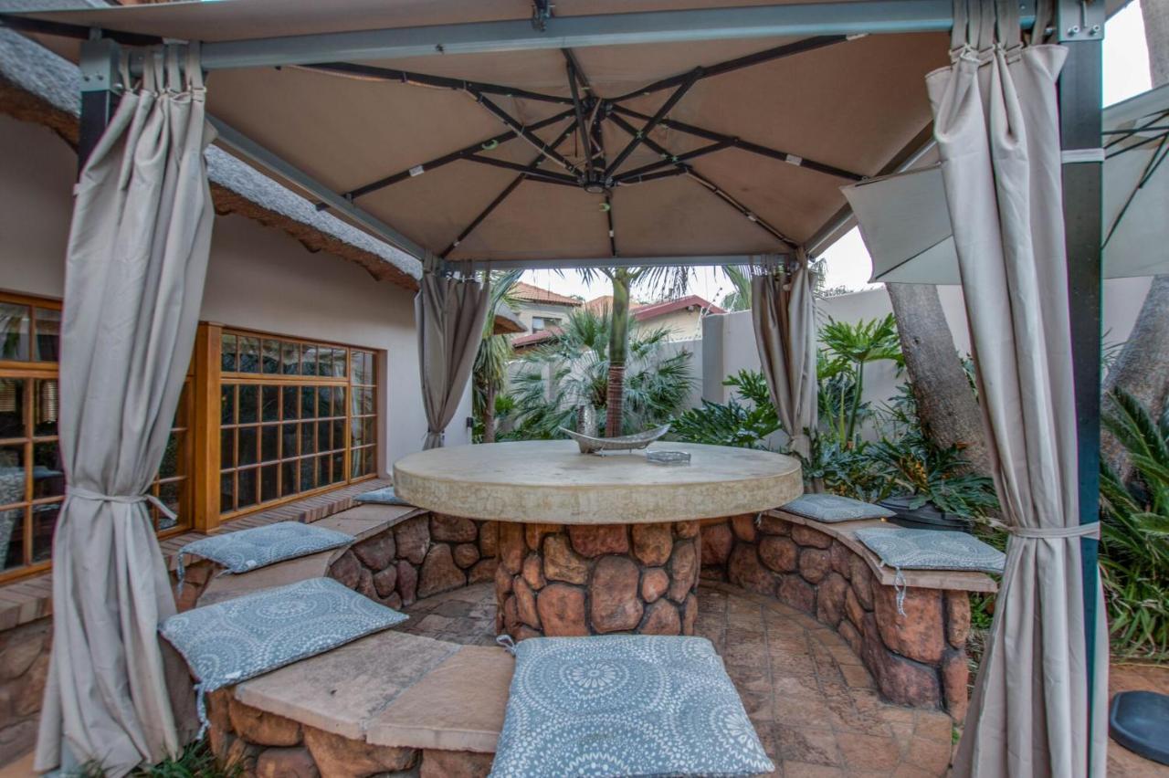 Kassaboera Lodge Hartbeespoort Buitenkant foto